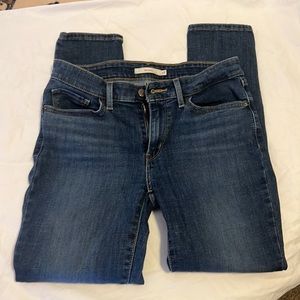 Levi skinny 711 denim capris